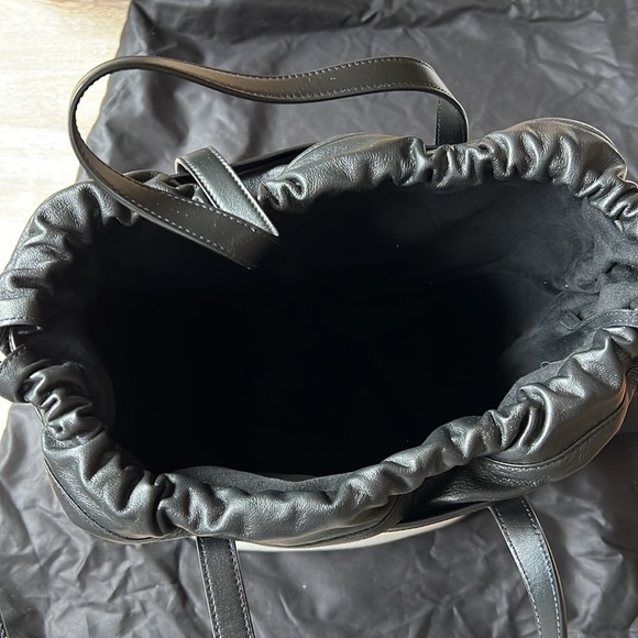 Saint Laurent Teddy Off-White Coated Linen Drawstring Bucket Bag - Picture 5 of 15